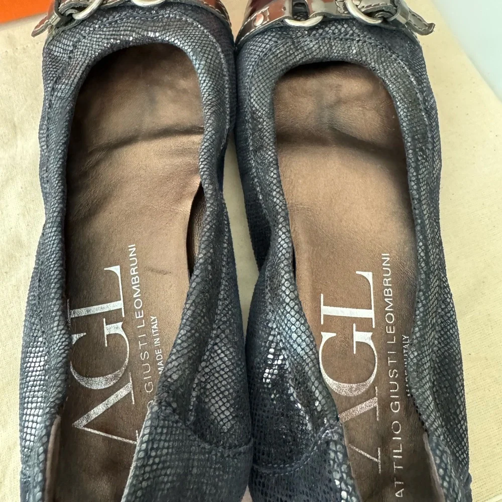 AGL Navy Crackle Ballet Flats - Picture 4 of 10